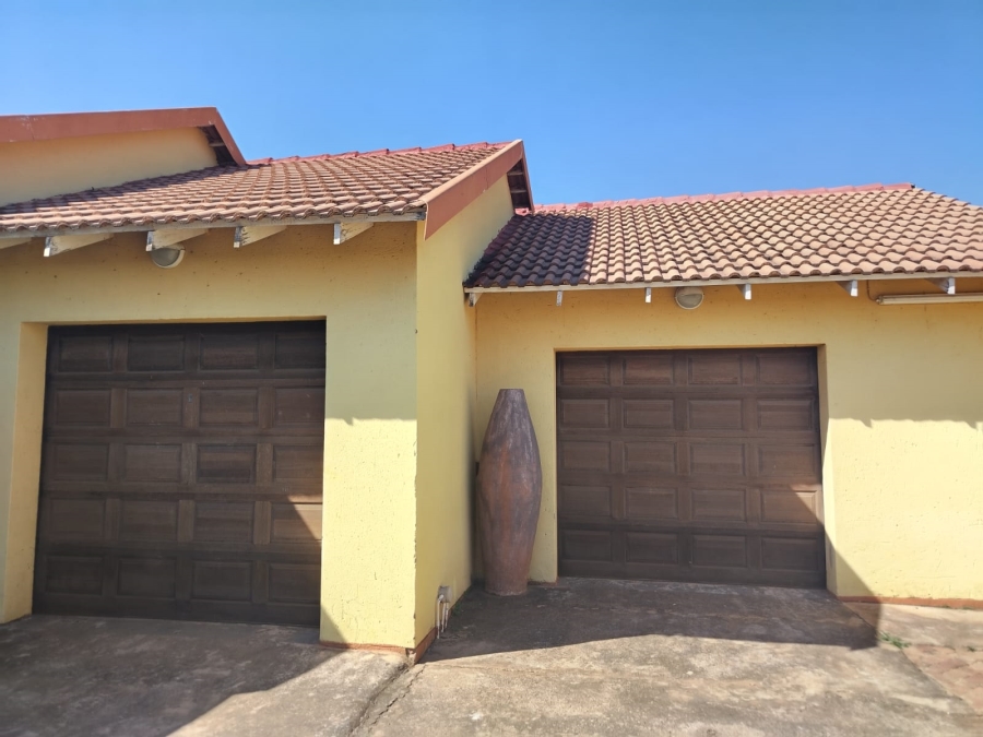 3 Bedroom Property for Sale in Swartruggens North West
